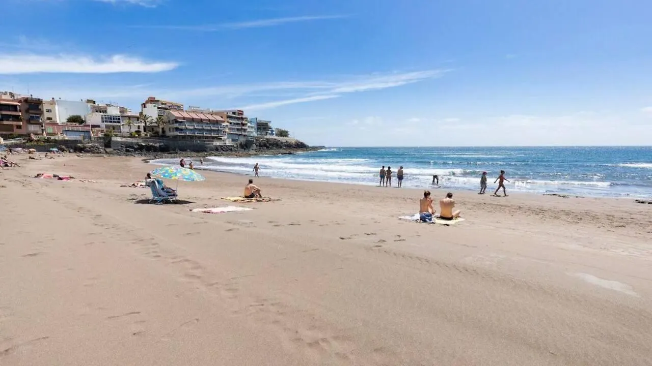 Comfortable Apartment In Salinetas Beach.