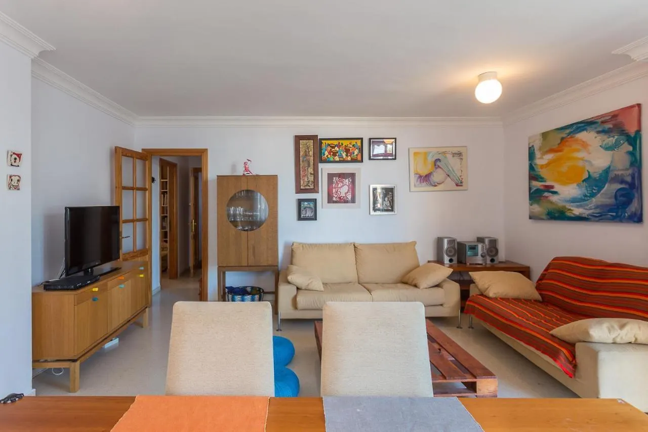 Comfortable Apartment In Salinetas Beach. ספרד