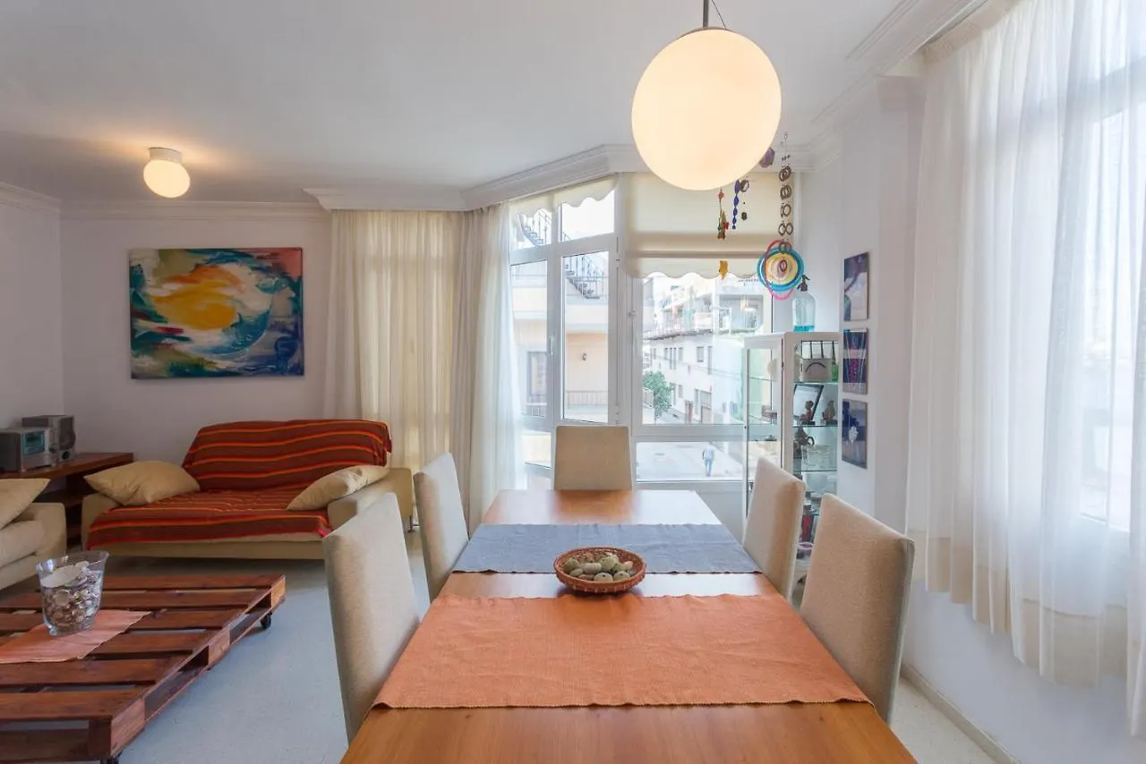 Comfortable Apartment In Salinetas Beach.