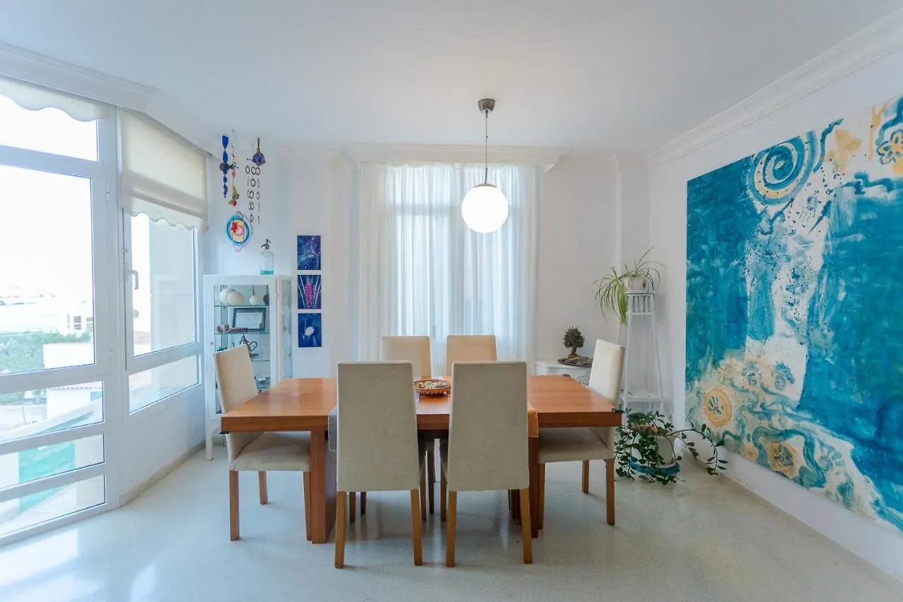 Comfortable Apartment In Salinetas Beach.